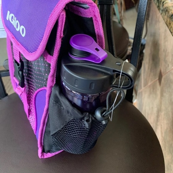 Lunchbox - Picture 3 of 3